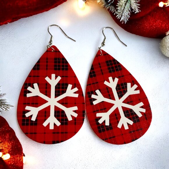 Snowflake Red Oval Earring - Picture 4 of 4